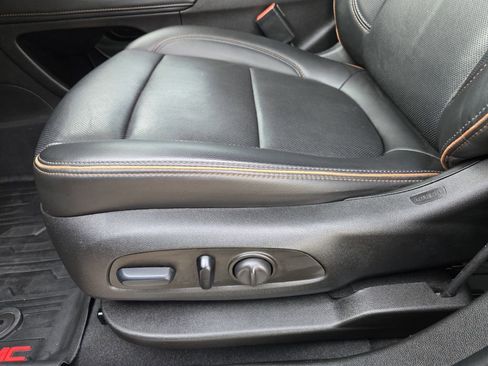 Used 2023 GMC Acadia AT4 w/ Technology Package image 22