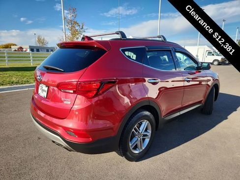 Used 2017 Hyundai Santa Fe Sport image 8