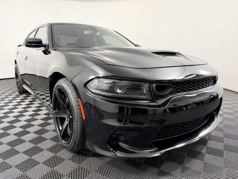 Used 2022 Dodge Charger R/T w/ Blacktop Package RWD image 5