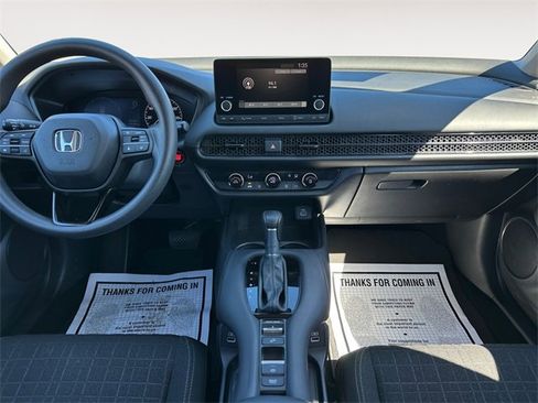 Used 2023 Honda HR-V LX image 11