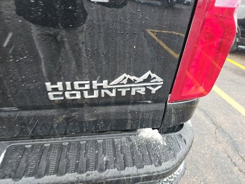 Used 2022 Chevrolet Silverado 3500 High Country image 5