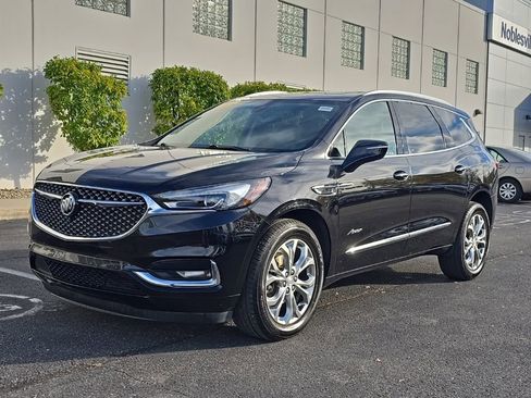 Used 2020 Buick Enclave Avenir w/ Avenir Technology Package image 2