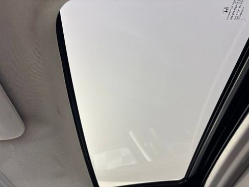 Used 2019 Honda HR-V EX-L image 19