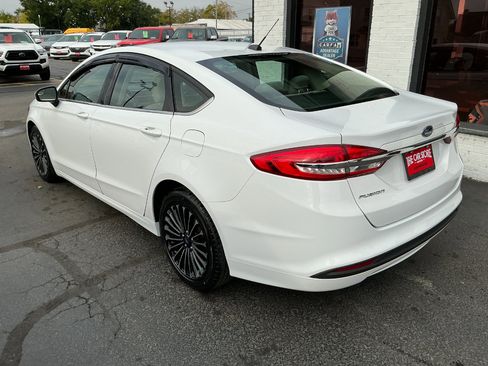 Used 2018 Ford Fusion S image 5