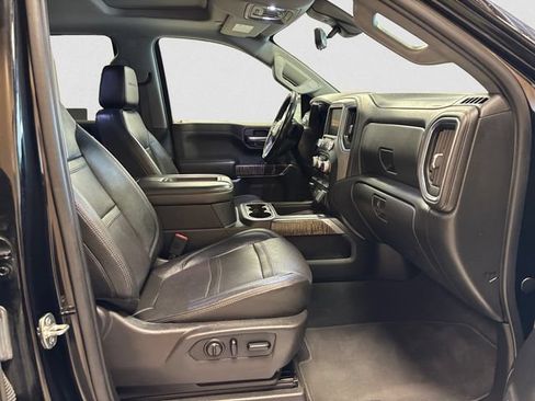 Used 2019 GMC Sierra 1500 Denali w/ Technology Package AWD/4WD image 16