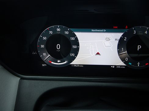 Used 2026 Land Rover Range Rover Velar S AWD/4WD image 23