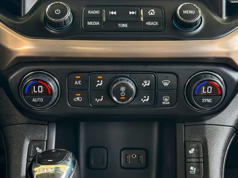 Used 2019 GMC Acadia Denali w/ LPO, Floor Liner Package AWD/4WD image 24