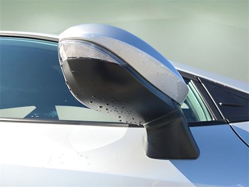 Used 2025 Toyota Corolla SE w/ SE Premium Package image 16