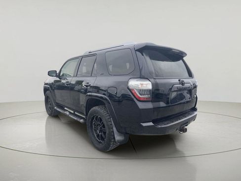 Used 2018 Toyota 4Runner SR5 Premium AWD/4WD image 5