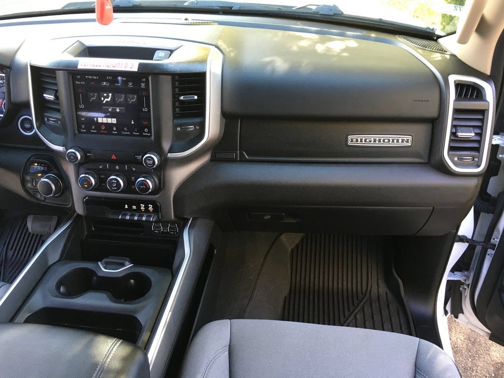 Used 2020 RAM 1500 Big Horn AWD/4WD image 34