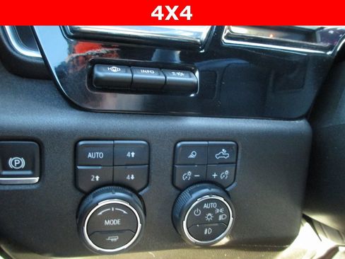 Certified 2025 Chevrolet Silverado 3500 High Country w/ Technology Package image 31