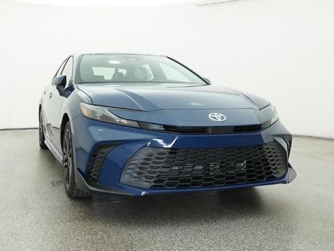 New 2026 Toyota Camry SE FWD image 30