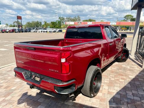Used 2019 Chevrolet Silverado 1500 Custom w/ Custom Value Package RWD image 3