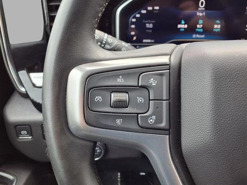 Used 2025 Chevrolet Silverado 2500 LT w/ Convenience Package AWD/4WD image 11