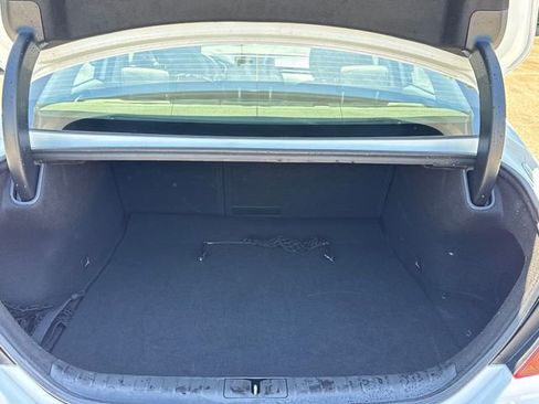 Used 2025 Genesis G70 2.5T RWD image 12