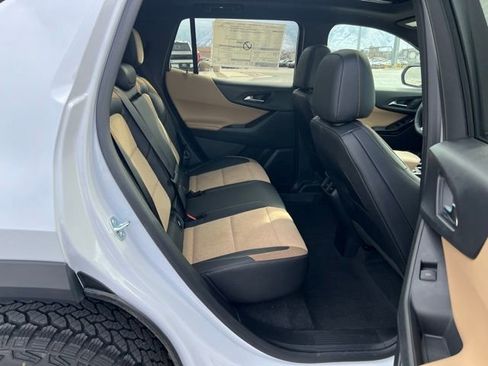 New 2026 Chevrolet Equinox ACTIV w/ Convenience Package III AWD/4WD image 28