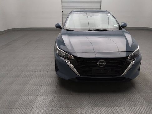 Used 2024 Nissan Sentra SV FWD image 14