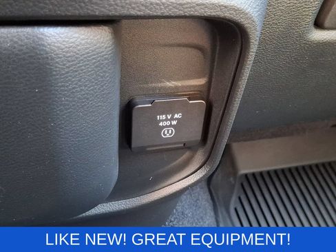 Used 2025 RAM 1500 Warlock AWD/4WD image 24