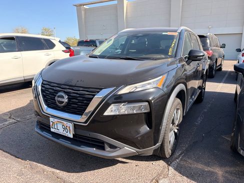Certified 2023 Nissan Rogue SL w/ SL Premium Package AWD/4WD image 2