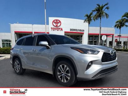 Used 2023 Toyota Highlander XLE