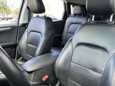 Used 2021 Ford Escape SEL FWD image 21