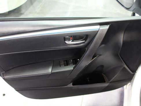 Used 2014 Toyota Corolla S w/ Driver Convenience Package image 9