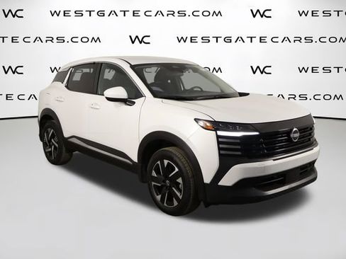 Used 2025 Nissan Kicks SV FWD image 37