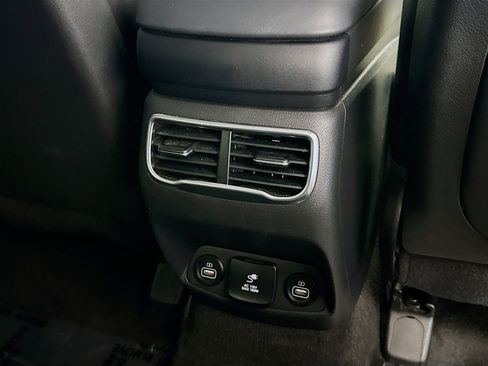 Used 2022 Hyundai Santa Fe Limited w/ Cargo Package AWD/4WD image 16