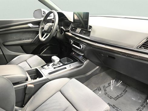 Used 2022 Audi SQ5 Premium Plus w/ Premium Plus Package AWD/4WD image 20