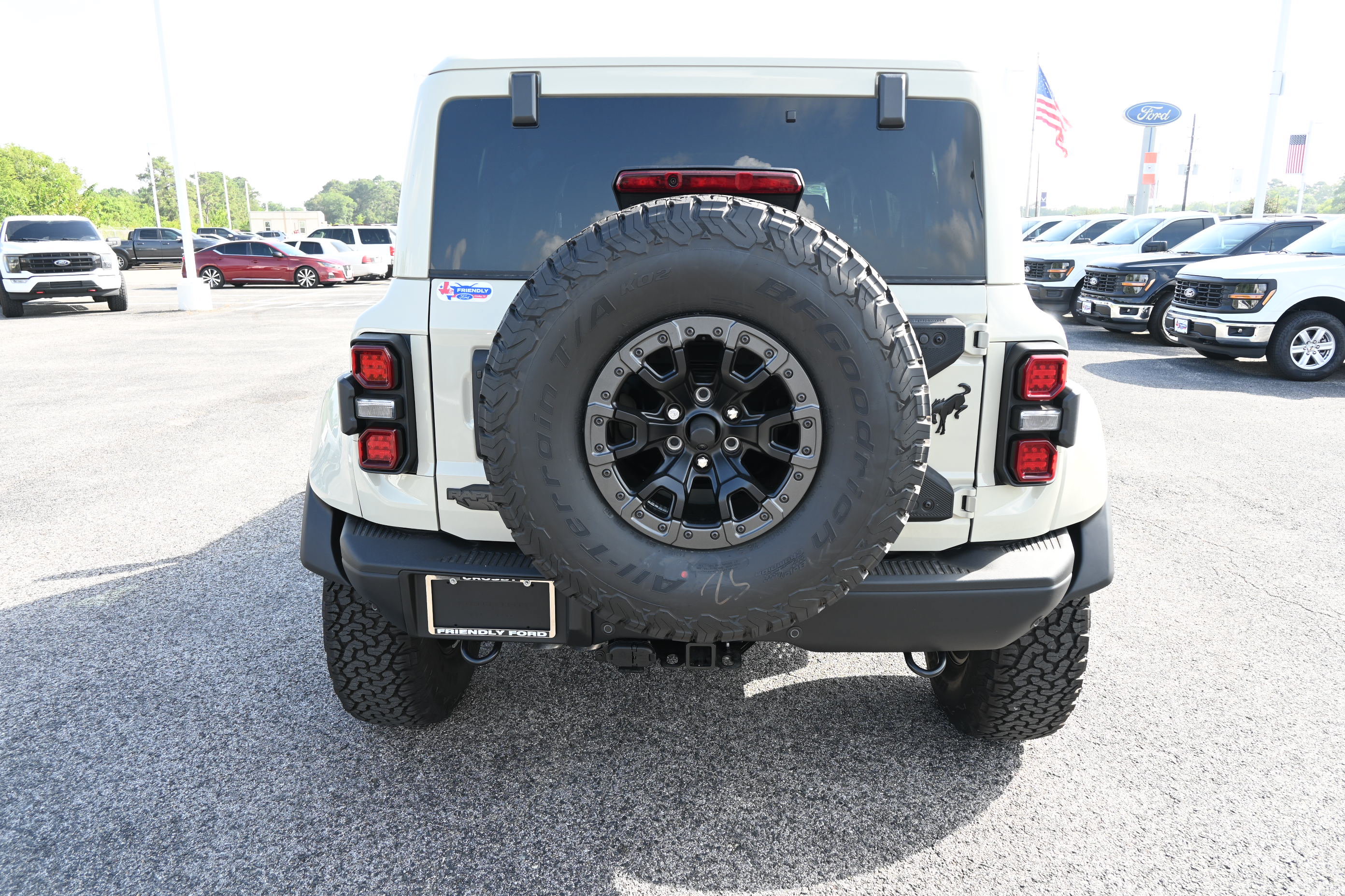 New 2026 Ford Bronco Raptor AWD/4WD image 4