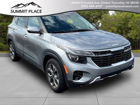 Certified 2024 Kia Seltos S FWD image 1