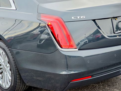 Used 2018 Cadillac CT6 2.0T image 17