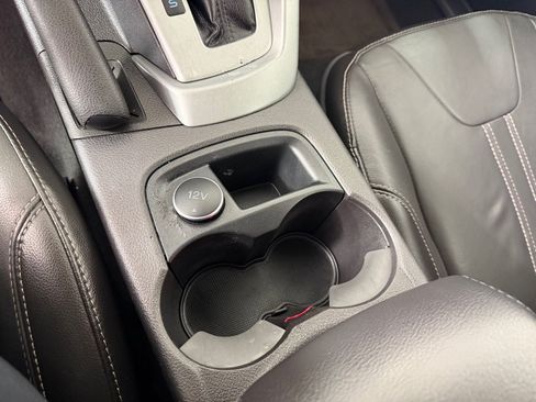 Used 2014 Ford Focus SE w/ Equipment Group 201A FWD image 16
