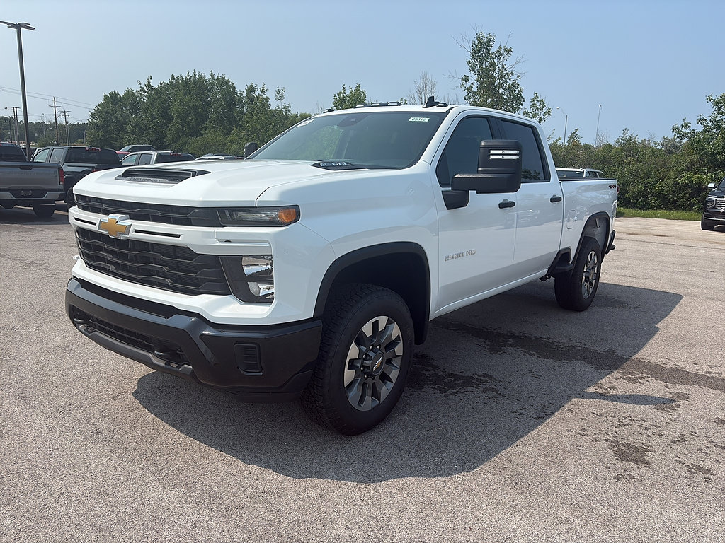 New 2026 Chevrolet Silverado 2500 Custom w/ Custom Convenience Package AWD/4WD image 9