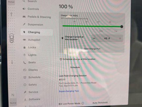 Used 2023 Tesla Model X image 40