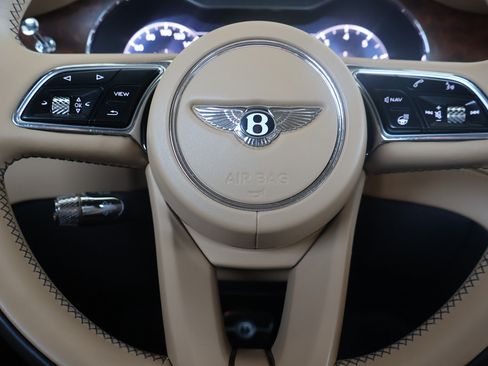 Used 2022 Bentley Continental GT AWD/4WD image 22