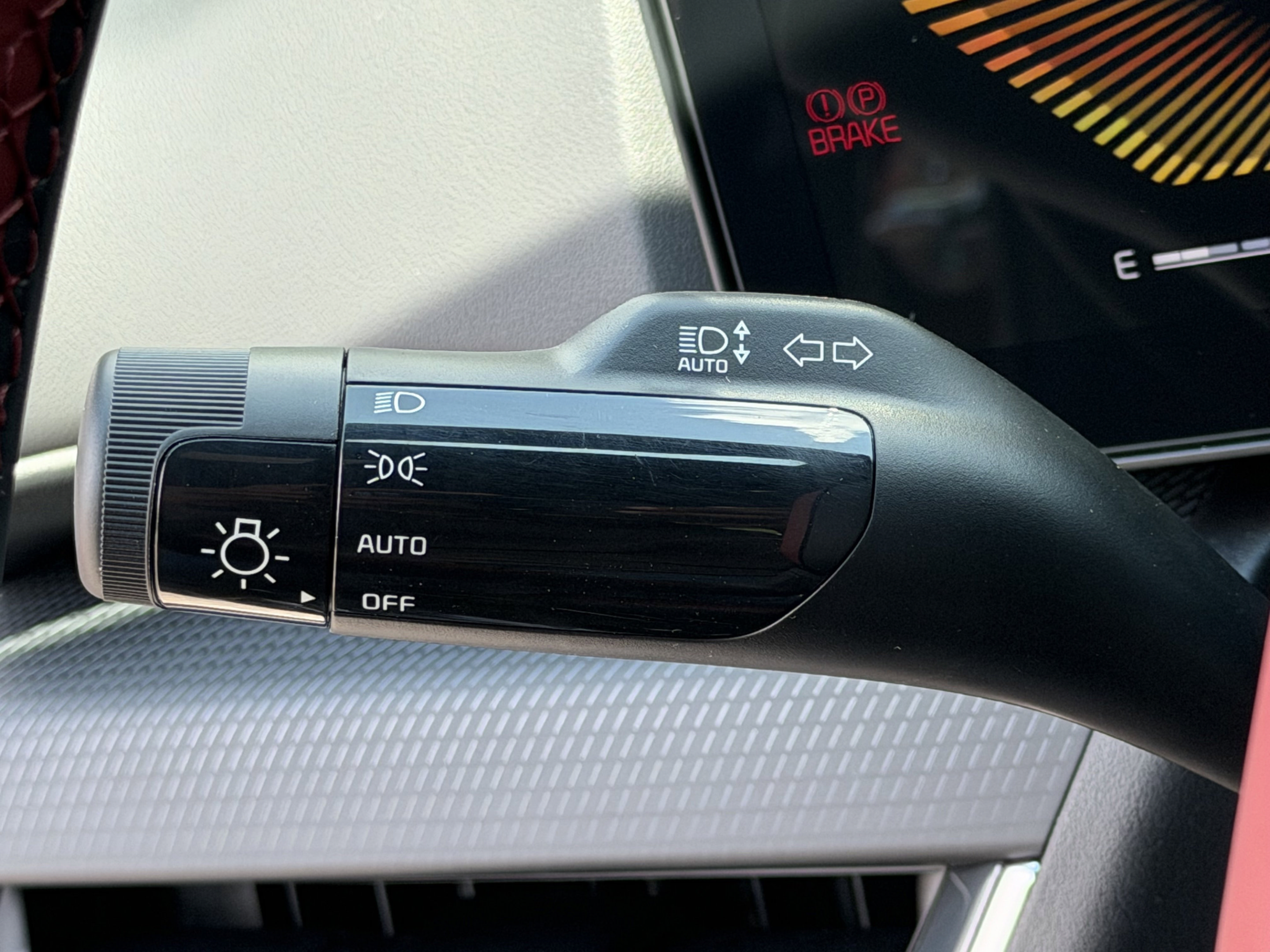 New 2026 Kia K4 EX w/ GT-Line Premium Package FWD image 17