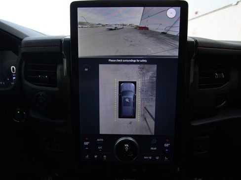 Used 2023 Ford Expedition Max Limited image 36