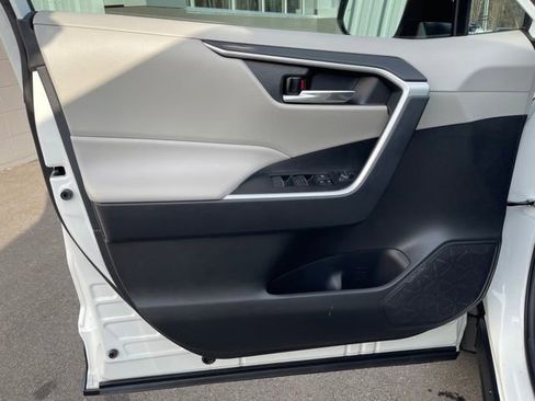 Used 2024 Toyota RAV4 XLE w/ Convenience Package image 13