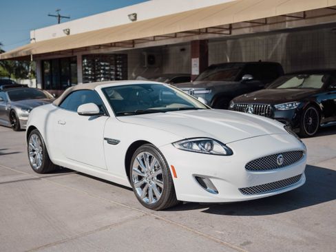 Used 2012 Jaguar XK Convertible RWD image 7