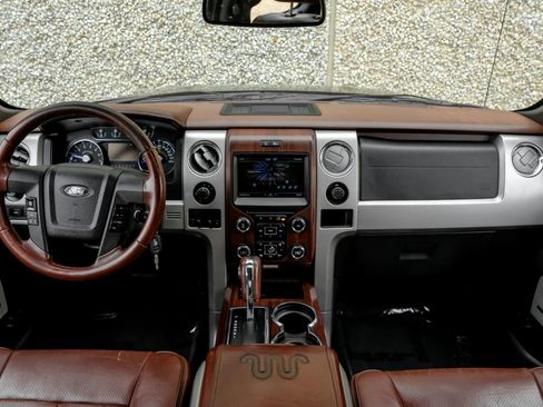 Used 2014 Ford F150 King Ranch w/ King Ranch Luxury Package AWD/4WD image 16