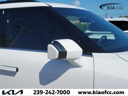 New 2027 Kia Telluride EX w/ Towing Package FWD image 8