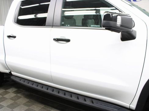 Used 2023 Chevrolet Silverado 1500 ZR2 w/ Technology Package AWD/4WD image 37