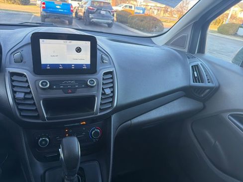 Used 2022 Ford Transit Connect XL w/ CNG/LPG Engine Prep Package image 16