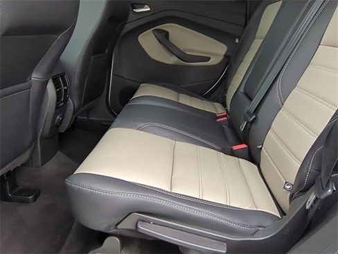 Used 2019 Ford Escape SEL image 15