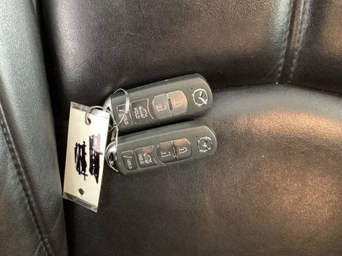 Used 2018 MAZDA MAZDA3 Touring image 30