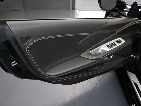 Used 2026 Chevrolet Corvette Stingray Convertible w/ 1LT image 21