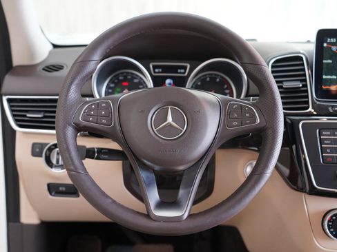 Used 2017 Mercedes-Benz GLE 350 4MATIC image 15