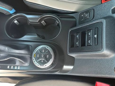 Used 2022 Ford Bronco Wildtrak AWD/4WD image 21