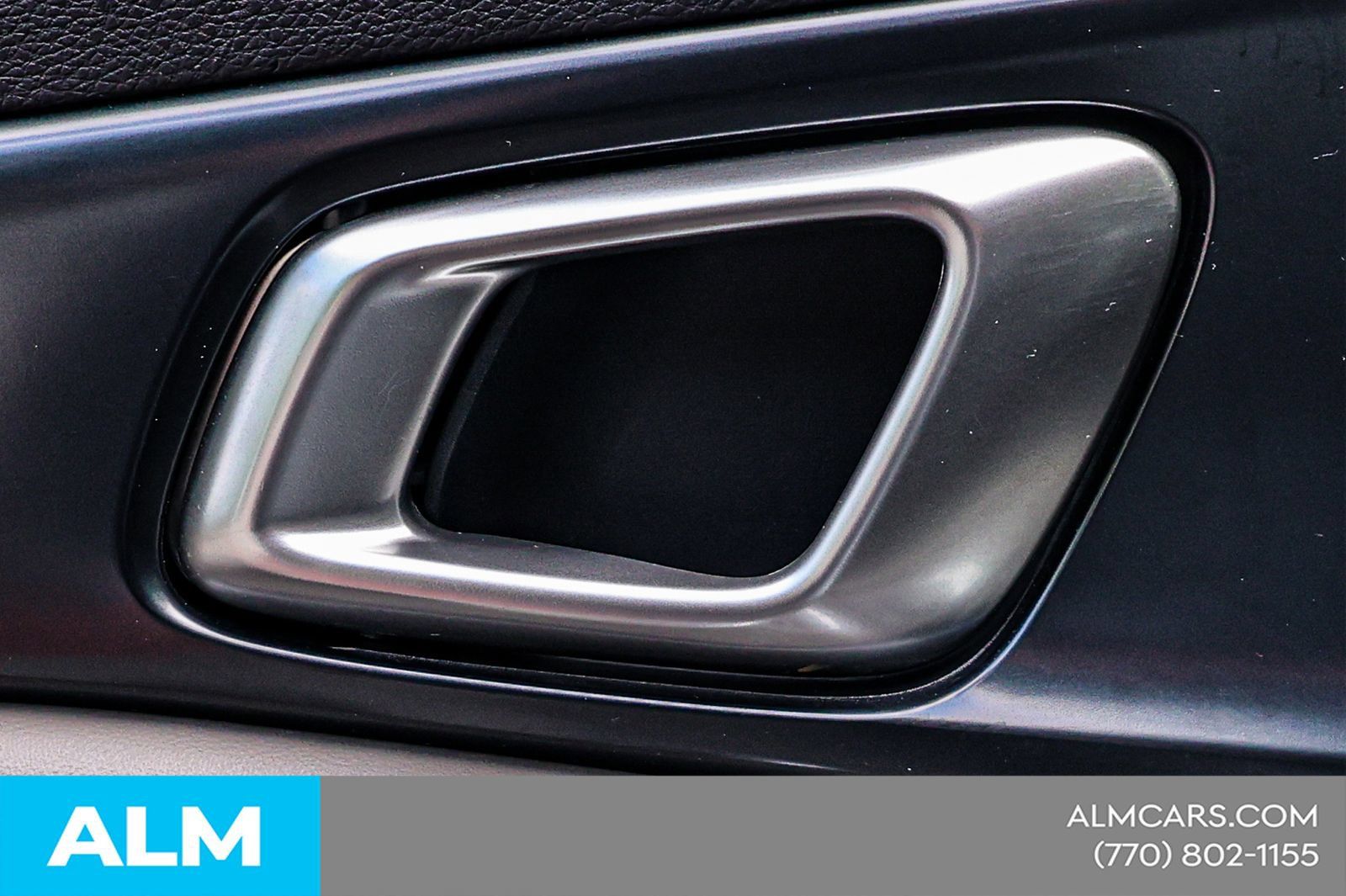 Used 2025 Kia Carnival FWD image 41